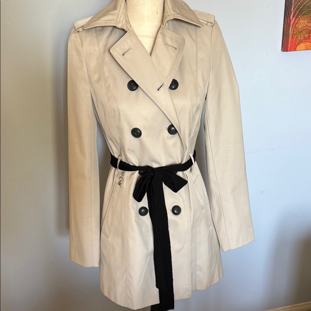 Express Cream and Black Trench Coat with Double-Breasted Design